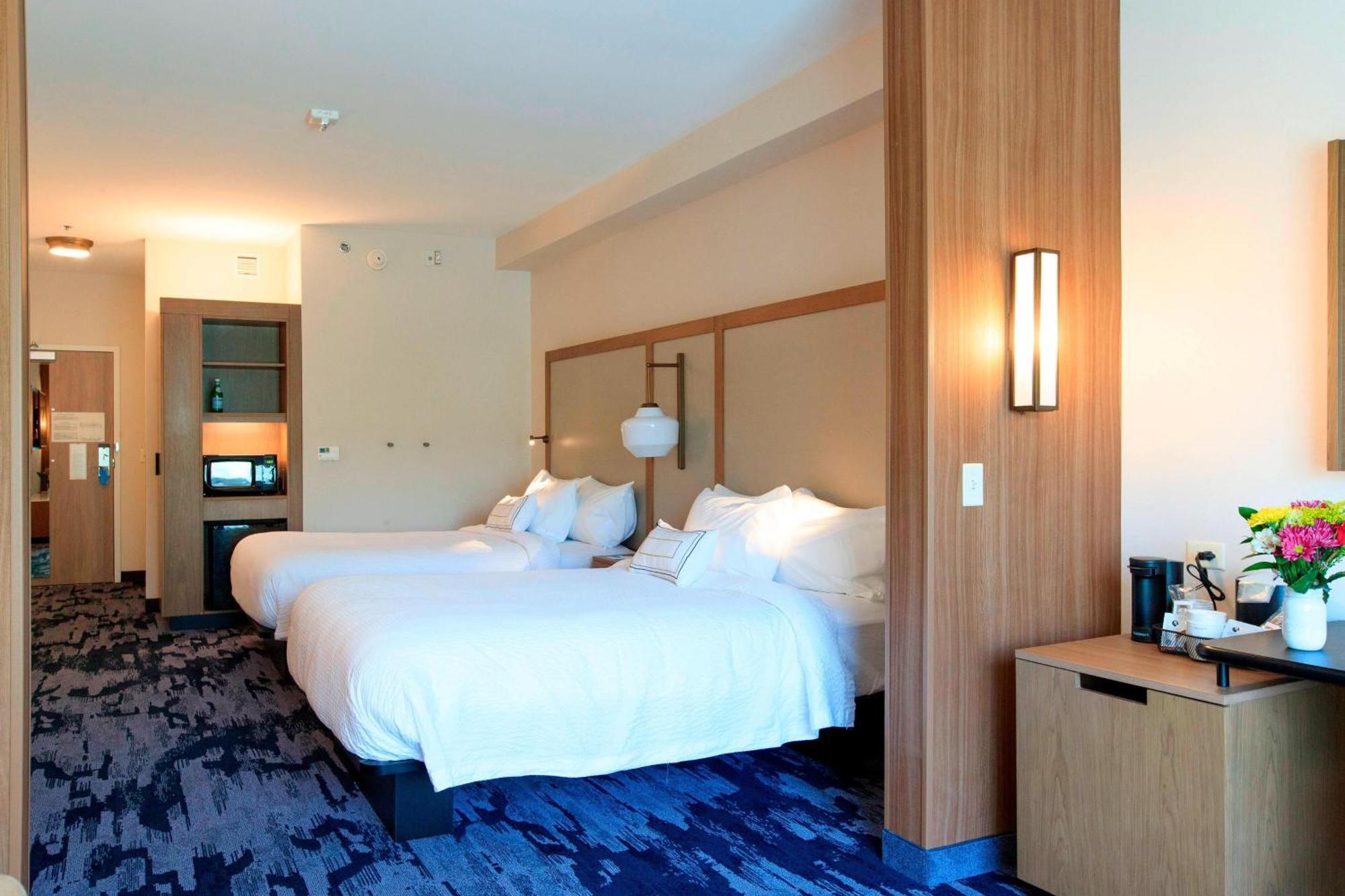 Fairfield Inn & Suites By Marriott Philadelphia Valley Forge/Great Valley Berwyn Экстерьер фото