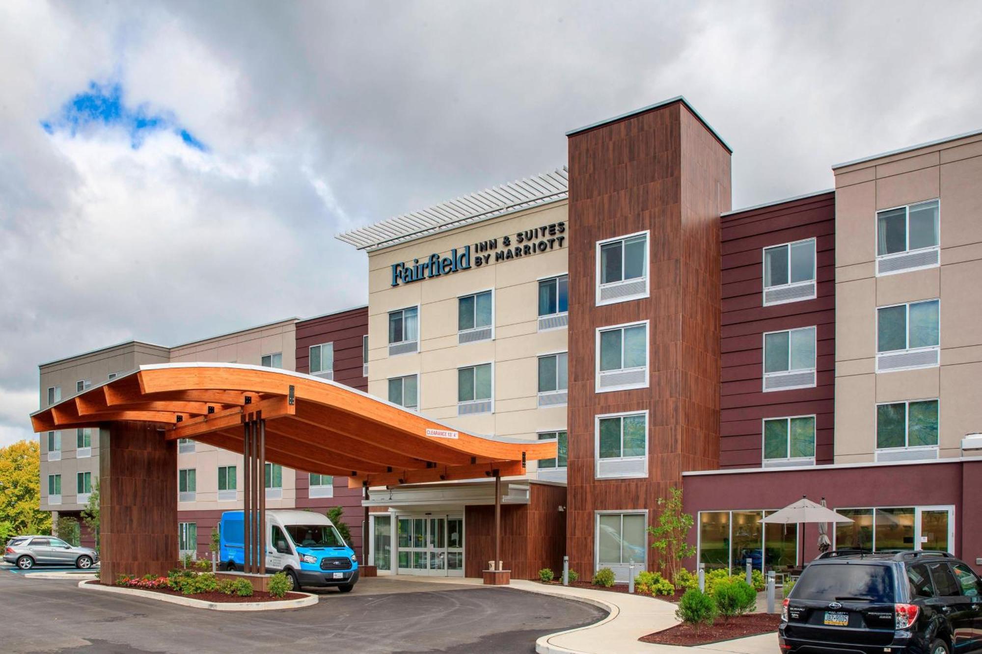 Fairfield Inn & Suites By Marriott Philadelphia Valley Forge/Great Valley Berwyn Экстерьер фото